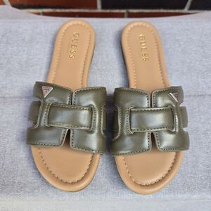 GUESS Women’s Lolas Woven Slide Sandals Olive Size 7M